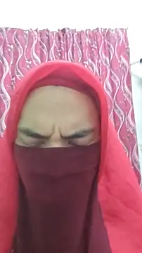 Snapshot of ElisyaHijabDoll chatting on November 2025 06:35:02 PM ElisyaHijabDoll online show from November 2025 06:35:02 PM