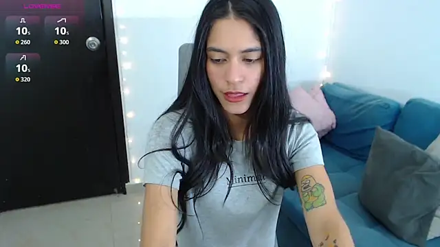 imSophia online show from September 2025 09:04:01 PM