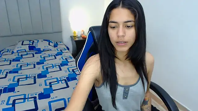 imSophia online show from December 2024 11:45:01 AM