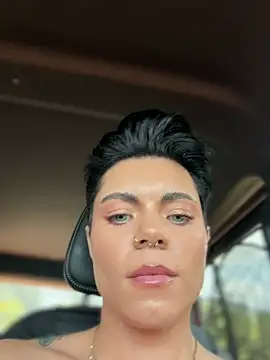 LukeLouHarvey online show from February 2026 03:59:01 AM