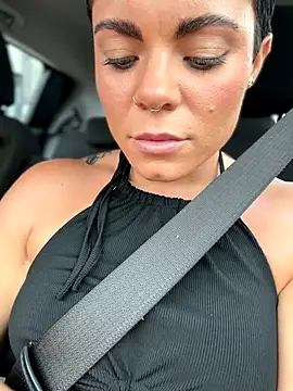 LukeLouHarvey online show from October 2025 04:44:02 AM