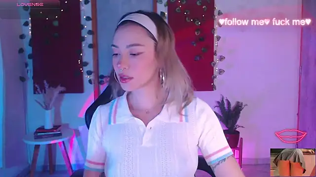 sakura beauty online show from November 2025 04:39:02 AM