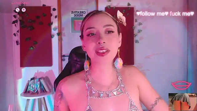 sakura beauty online show from November 2025 04:56:02 AM