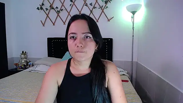 naughty girl 4u online show from November 2025 08:08:01 PM