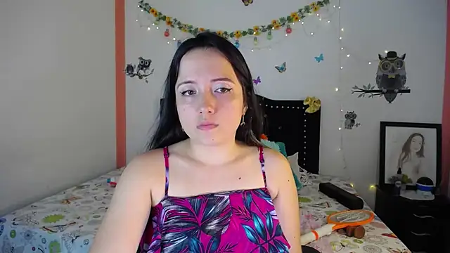 Snapshot of naughty_girl_4u chatting on February 2025 07:47:02 PM naughty girl 4u online show from February 2025 07:47:02 PM
