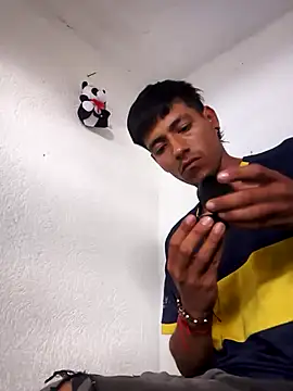 Triplex Coolness online show from February 2026 07:15:02 PM