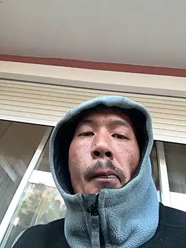 juniiorre online show from March 2026 05:14:02 PM