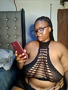 Aaaliyah445 online show from February 2026 06:18:01 PM