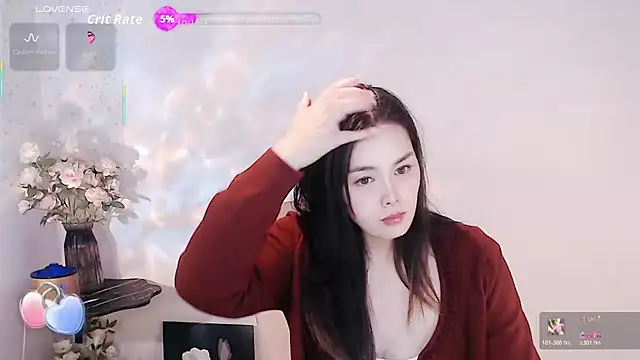 Snapshot of SHY-_-girl chatting on October 2025 12:04:01 PM SHY- -girl online show from October 2025 12:04:01 PM