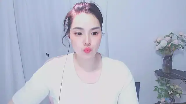 SHY- -girl online show from May 2026 05:27:02 AM