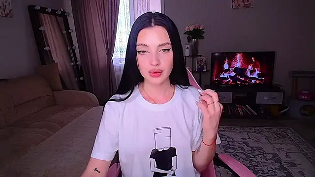   Malika   online show from June 2026 06:09:01 AM