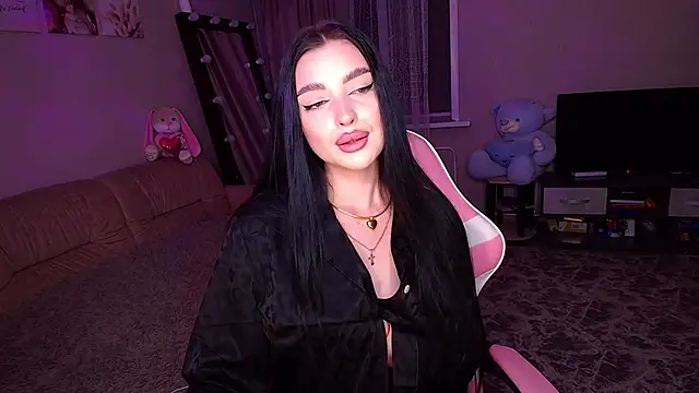 Snapshot of __Malika__ chatting on September 2025 01:40:02 PM Malika online show from September 2025 01:40:02 PM