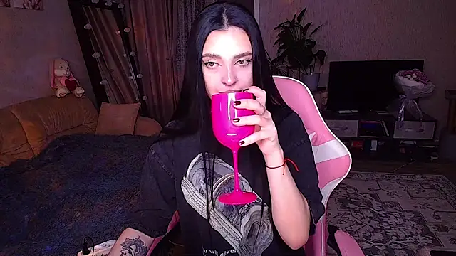   Malika   online show from February 2026 03:36:02 PM