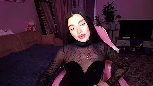 Snapshot of __Malika__ chatting on October 2025 01:02:01 PM Malika online show from October 2025 01:02:01 PM