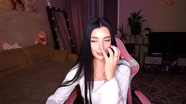 Snapshot of __Malika__ chatting on October 2025 03:35:02 PM Malika online show from October 2025 03:35:02 PM
