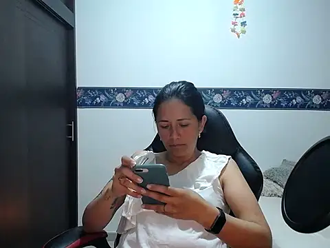 sharoon cheerry online show from September 2025 09:52:01 AM