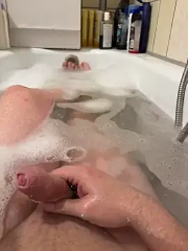 David19932908 online show from November 2025 07:03:03 PM