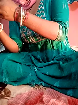 Snapshot of Bengali-boudi chatting on February 2025 06:03:01 PM Bengali-boudi online show from February 2025 06:03:01 PM