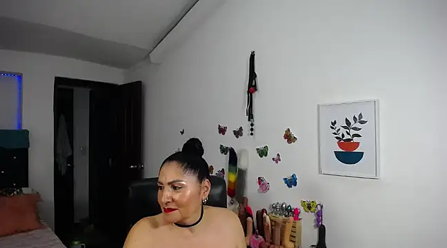 Snapshot of mature_bigboobs10 chatting on March 2025 07:53:01 AM mature bigboobs10 online show from March 2025 07:53:01 AM