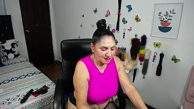 Snapshot of mature_bigboobs10 chatting on December 2025 03:44:02 AM mature bigboobs10 online show from December 2025 03:44:02 AM