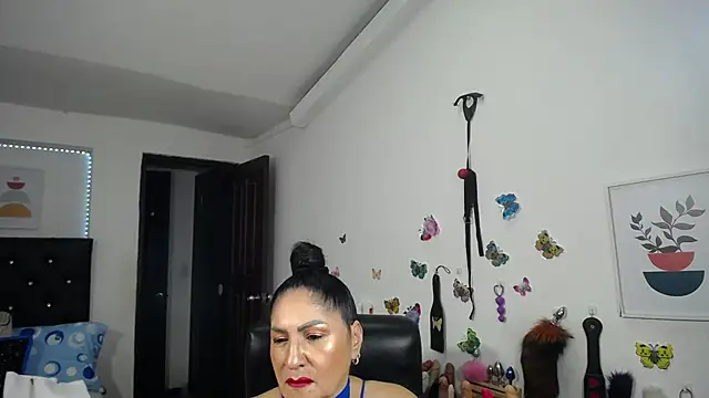 Snapshot of mature_bigboobs10 chatting on October 2025 01:26:02 AM mature bigboobs10 online show from October 2025 01:26:02 AM