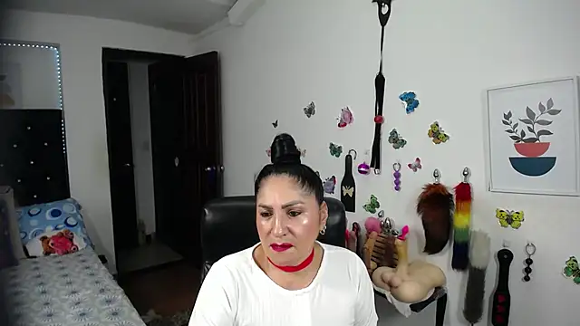 Snapshot of mature_bigboobs10 chatting on November 2025 04:01:02 AM mature bigboobs10 online show from November 2025 04:01:02 AM