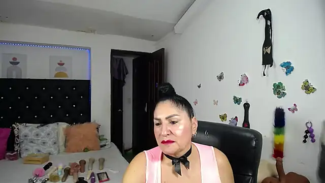 Snapshot of mature_bigboobs10 chatting on July 2026 04:13:01 AM mature bigboobs10 online show from July 2026 04:13:01 AM