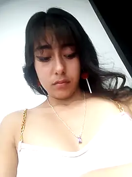 Snapshot of Scarlet_wd18 chatting on March 2025 08:11:01 PM Scarlet wd18 online show from March 2025 08:11:01 PM