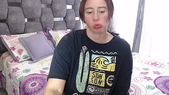 sara hott 1 online show from April 2026 08:16:02 PM