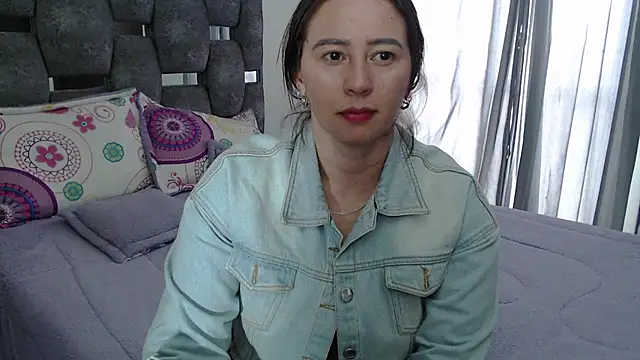 sara hott 1 online show from April 2026 08:23:02 PM