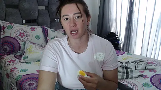 sara hott 1 online show from April 2026 03:24:02 PM