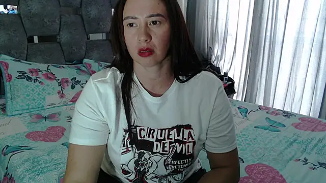 sara hott 1 online show from March 2026 06:32:01 PM