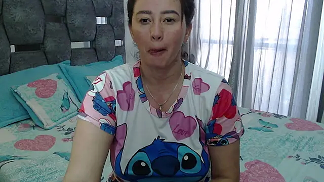 sara hott 1 online show from March 2026 01:02:01 PM