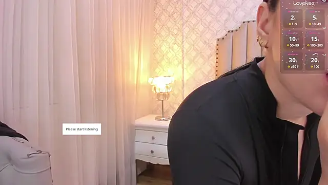 Pia Johnson  online show from April 2026 11:06:02 AM