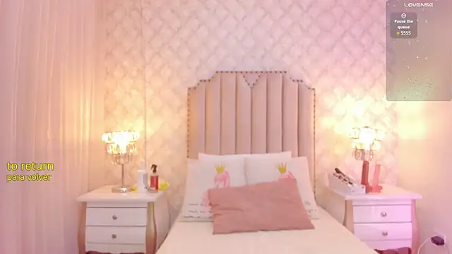 Pia Johnson  online show from March 2026 11:23:01 AM