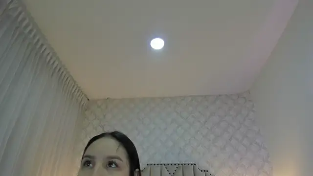 Pia Johnson  online show from March 2026 11:54:01 AM