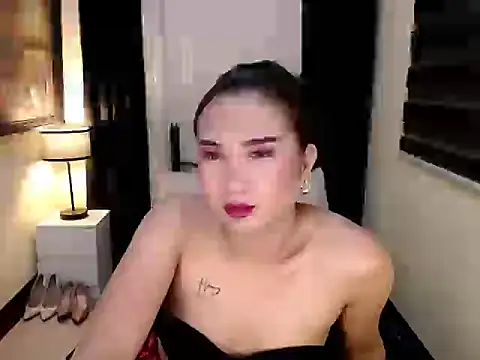 Yesha harper online show from April 2026 01:52:01 PM