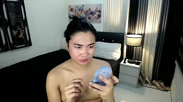 Yesha harper online show from December 2025 08:33:02 PM