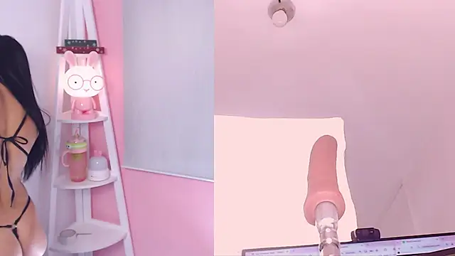 Sweet Susie  online show from November 2025 08:42:01 PM