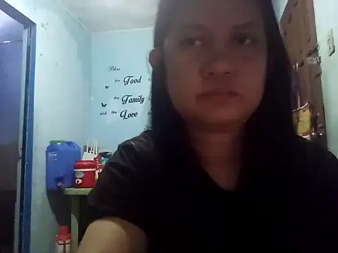 Snapshot of Honeybun25 chatting on October 2025 03:02:02 PM Honeybun25 online show from October 2025 03:02:02 PM