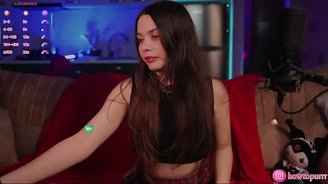 Snapshot of How2Meow chatting on November 2025 05:39:02 PM How2Meow online show from November 2025 05:39:02 PM