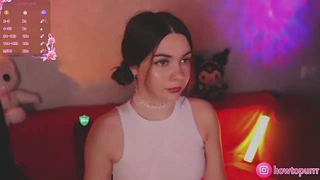 Snapshot of How2Meow chatting on October 2025 04:30:02 PM How2Meow online show from October 2025 04:30:02 PM