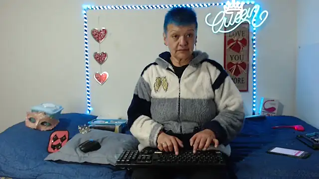 Snapshot of loquitaqueen011 chatting on September 2025 04:53:01 PM loquitaqueen011 online show from September 2025 04:53:01 PM