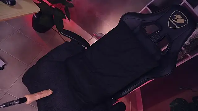 Snapshot of kitty_pruu chatting on September 2025 09:48:02 PM kitty pruu online show from September 2025 09:48:02 PM