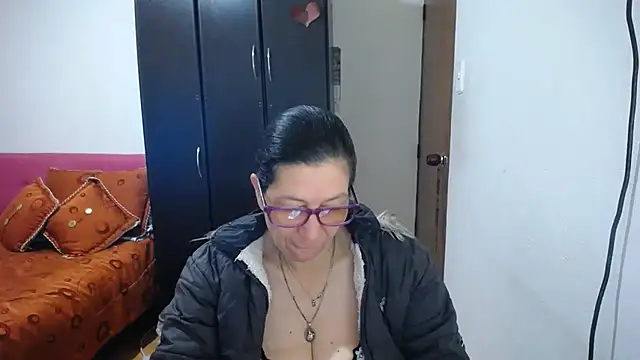 latin49 online show from June 2026 07:15:02 AM