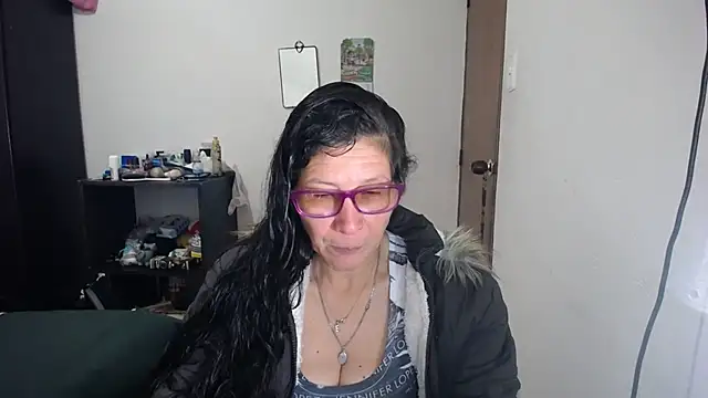 latin49 online show from February 2026 05:29:02 AM