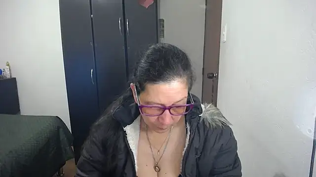 latin49 online show from March 2026 05:42:01 AM