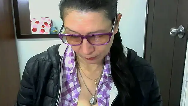 Snapshot of latin49 chatting on February 2025 04:47:01 AM latin49 online show from February 2025 04:47:01 AM