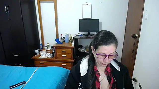 Snapshot of latin49 chatting on October 2025 05:23:01 AM latin49 online show from October 2025 05:23:01 AM