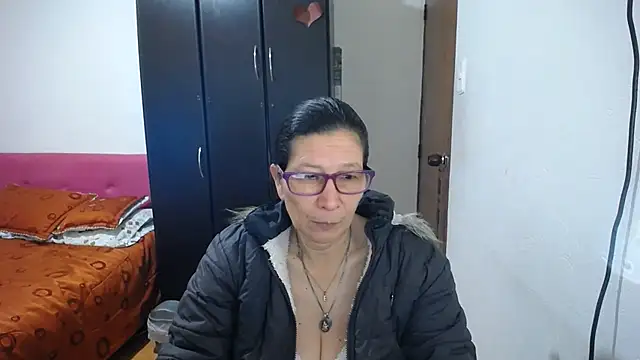 latin49 online show from June 2026 05:51:01 AM